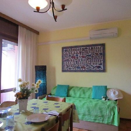 Apartment With Terrace In Bibione Exterior photo